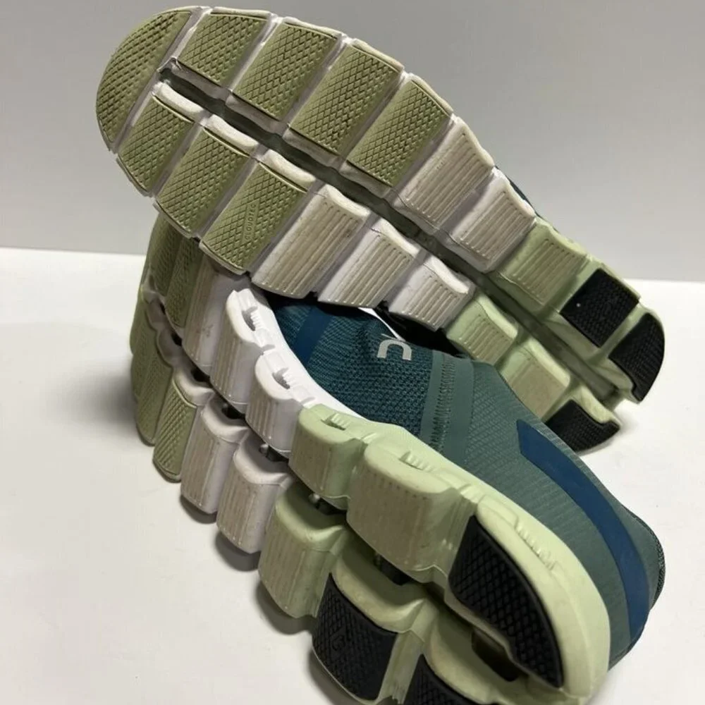 On Men's Cloudflow Running Shoes, Size 12.5M